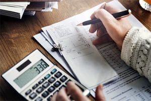 create budge to get out of debt